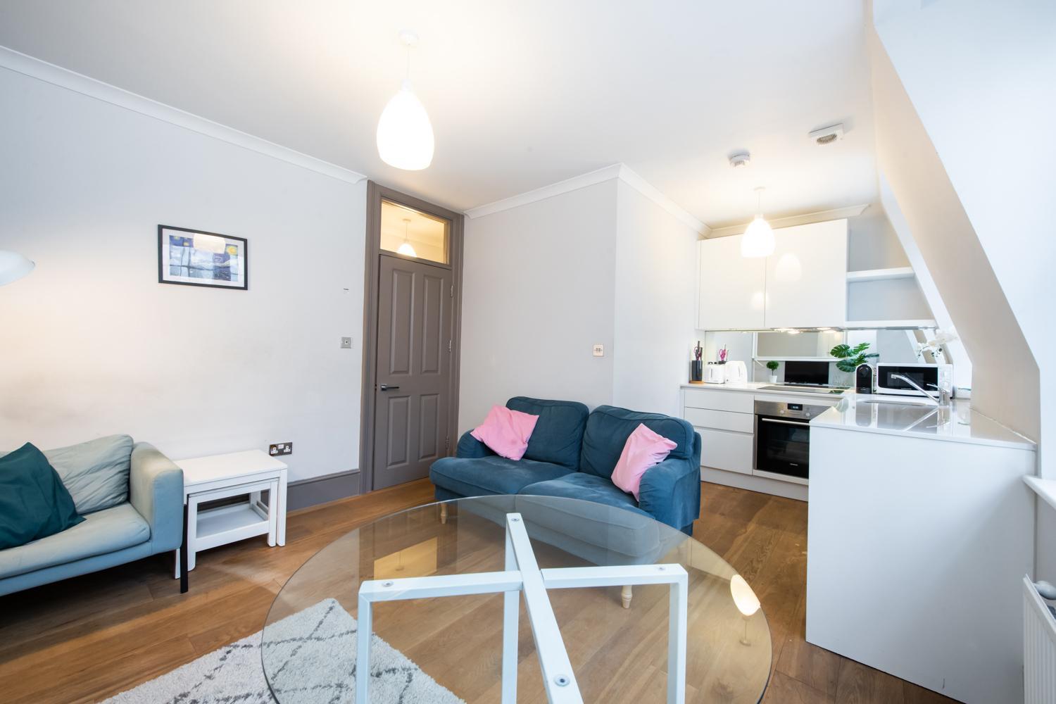 2bed Cosy Flat In Vibrant Fitzrovia Апартаменты